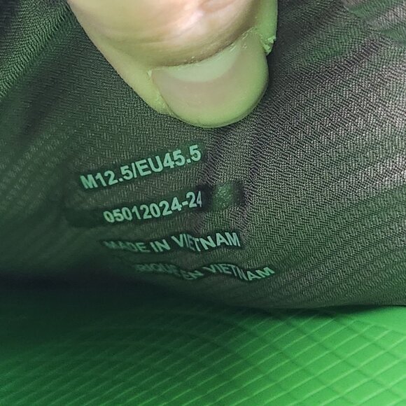 Mens Oofos OOcoozie Size 12.5 Slip on Quilted Mules Recovery Shoes - Picture 8 of 9